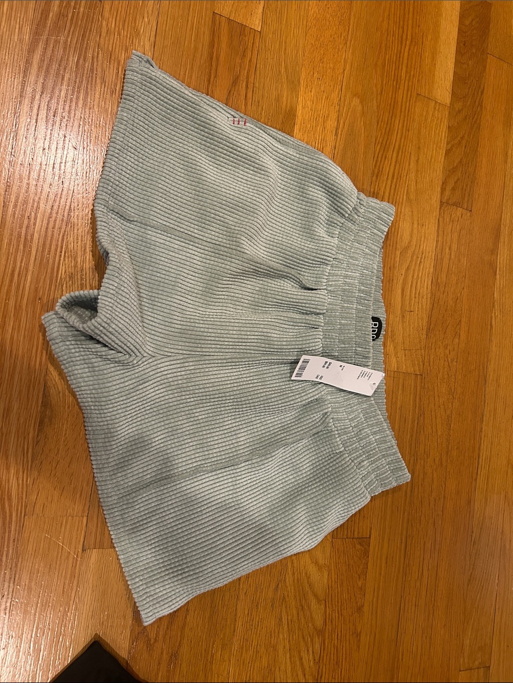 Urban Outfitters High-Waist Ribbed Shorts in Light Mint
